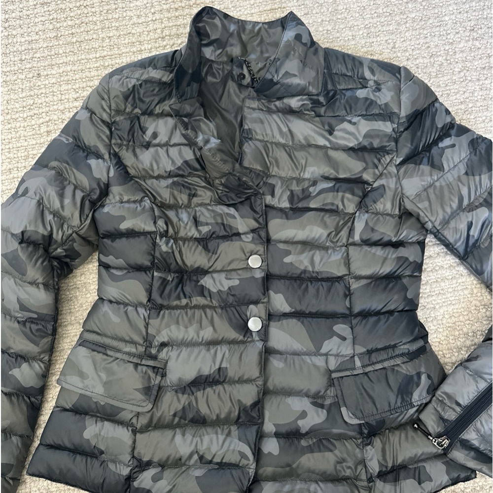 Anorak brand blazer grey camo puffer size small s